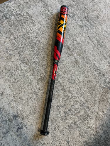 Used Louisville Slugger Composite 20 oz 31" LXT Bat
