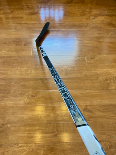 NHL Pro Stock Right Handed CCM JetSpeed FT4 Pro (Dressed As FT6 Pro) Hockey Stick 80 Flex P29M Max