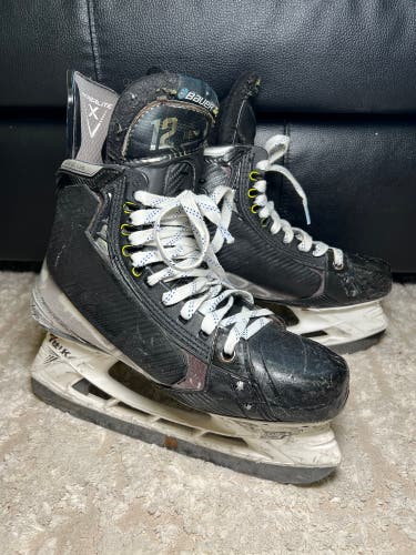 NHL Pro Stock Bauer Vapor HyperLite Size 8.75 D/AA Hockey Skates - Anaheim Ducks Megna