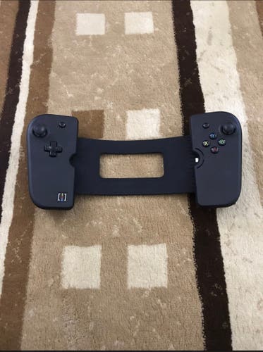 Gamevice GV141 controller IPad mini in box