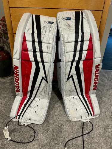 Used  Vaughn Velocity V9 Goalie Leg Pads