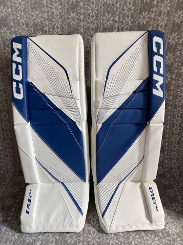 New Intermediate 30”+1” CCM EFLEX 6.9 Goalie Leg Pads Royal/White