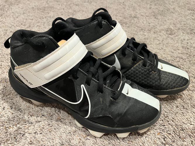 Nike Trout Molded Baseball Spikes 5.5