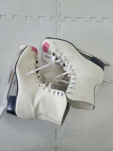 Used Figure Skates Senior 6 Women's Figure Skates