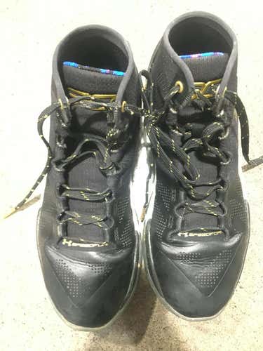 Used Under Armour Senior 7.5 Basketball Shoes