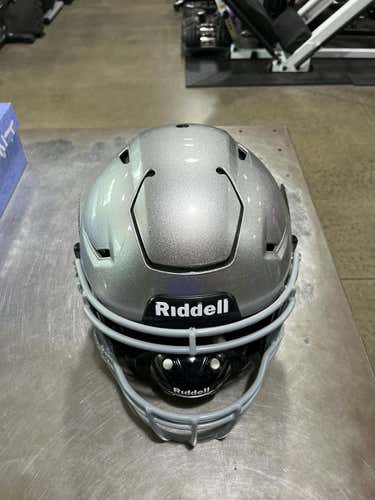 Used Riddell Speedflex Youth Lg Football Helmets