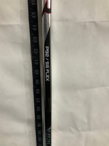 New Intermediate Bauer Vapor Hyperlite 2 Right 55 Flex P92 Stick