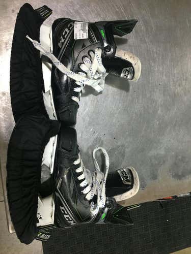 Used Ccm Ribcore 88k Senior 4.5 Ice Hockey Skates