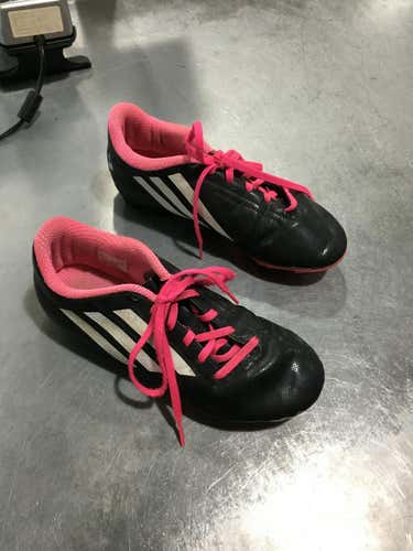 Used Adidas Junior 04.5 Cleat Soccer Outdoor Cleats