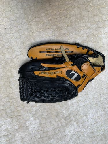 Louisville slugger baseball mitt