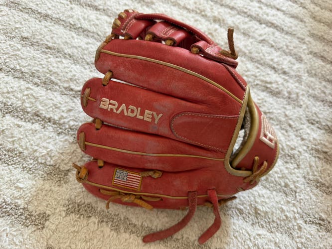 Bradley Next Play H-Web 11.25" - Red - Used