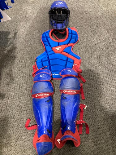 Used Adult Easton M10 Catchers Set