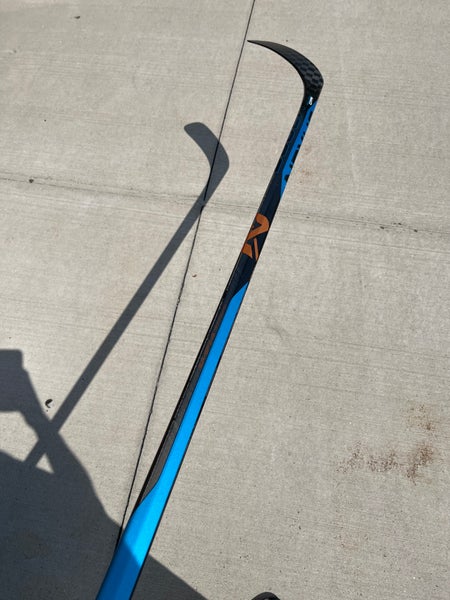 Used Junior Bauer Nexus E4 Hockey Stick Right Handed P88