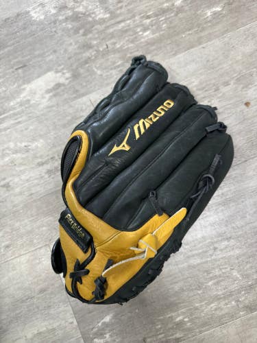 Black Used Mizuno Left Hand Throw Pitcher's Baseball Glove 13"