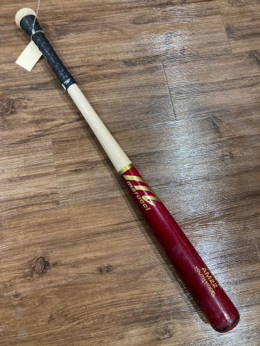 Used Marucci AM22 Bat 31"