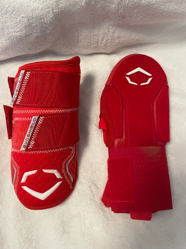 EvoShield Bundle Of Double Strap Elbow Guard and Sliding Mitt 2.0 Red Senior