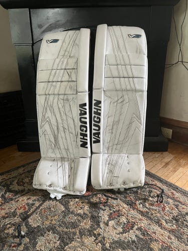 Used 35" Vaughn Velocity V9 Pro Goalie Leg Pads Pro Stock