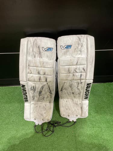 White Used 24" Junior Vaughn Velocity V9 Goalie Leg Pads