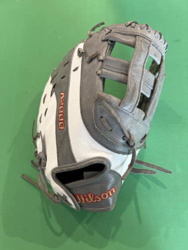 Wilson A2000 Right Hand Throw First Base Softball Glove 12.5"