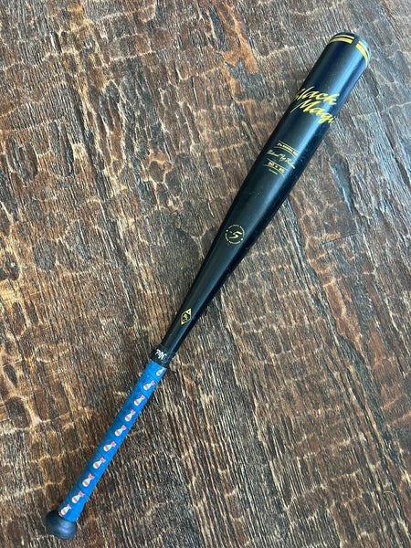 Easton Black Magic bat 30/25