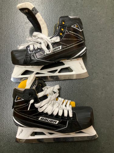 New Senior Bauer Supreme 1S Goalie Skates Size 8D with new Bladetech Blades