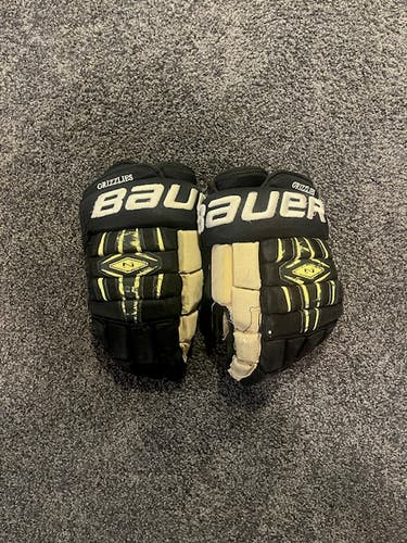 Used Bauer Nexus Gloves 14" Pro Stock