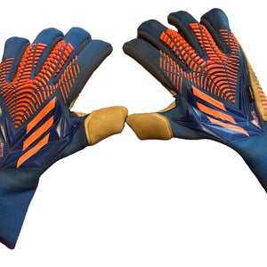 Adidas predator goalkeeper gloves with finger saves