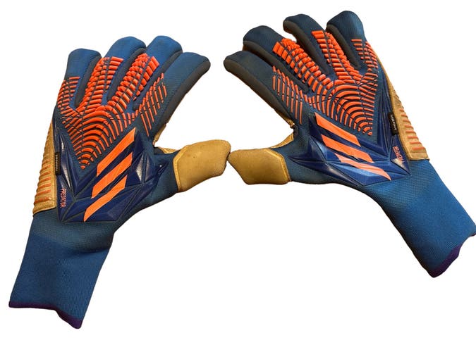 Adidas predator goalkeeper gloves with finger saves