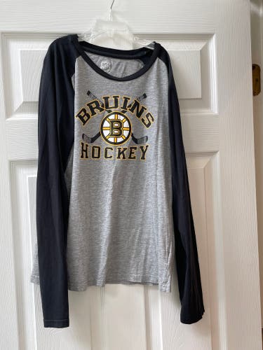 NWOT Gray And black Boys  Long sleeve Boston bruins Shirt Size XL