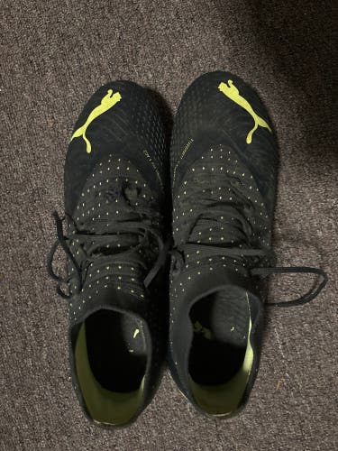 Lightly Used Soccer cleats