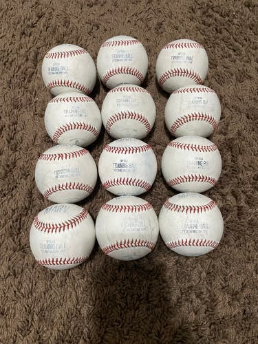 MARV LEATHER / FOAM LIGHTWEIGHT PITCHING MACHINE BALLS