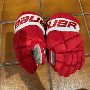 Red Used Junior Bauer Vapor Elite Gloves 11"