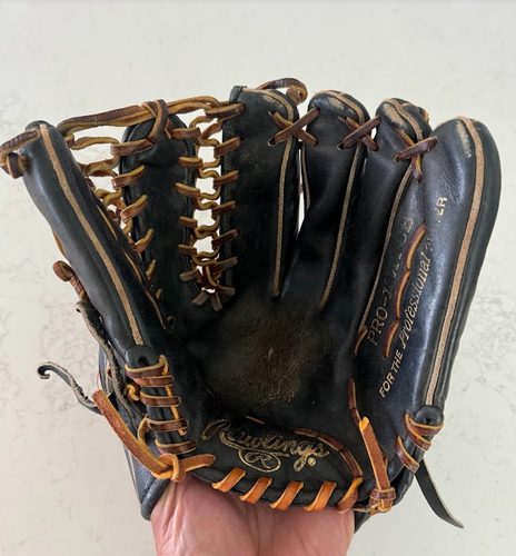 Used Rawlings Right Hand Throw Infield Heart of the Hide Baseball Glove 11.5"