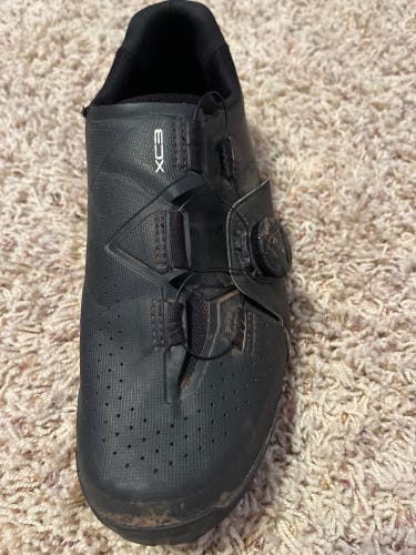 Black Used Unisex Shimano Cycling Shoes