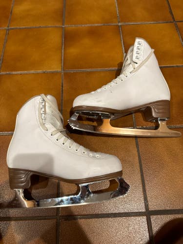 White Used Jackson Ultima Excel Figure Skates Adult 7