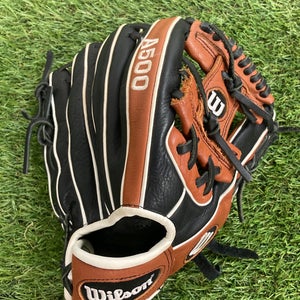 Brown Used Wilson A500 Right Hand Throw Infield Baseball Glove 11.5"
