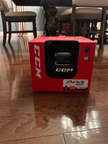 CCM Tacks 910 Helmet