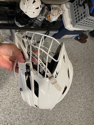 Used Unknown Cascade R Helmet