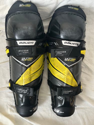 Bauer Supreme Ultrasonic Youth Hockey Shin Guards