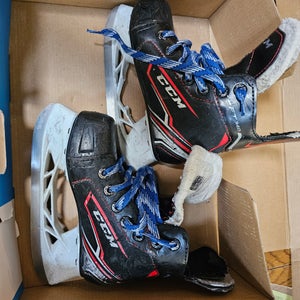 Used Youth CCM JetSpeed FT340 Hockey Skates 12