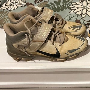 Nike Trout baseball cleats - Size 9