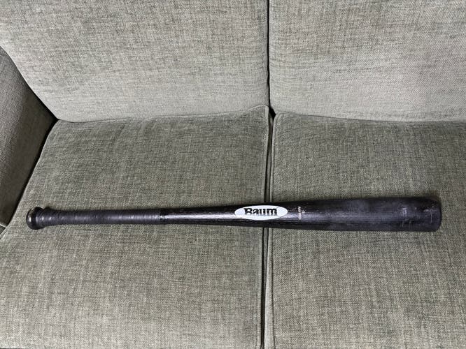 Used  Baum USSSA Certified Composite 26 oz 31" White Stock Bat
