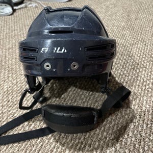 Bauer hcokey helmet