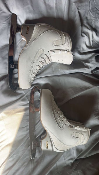 Used EDEA B Adult 7 Ice Fly Figure Skates