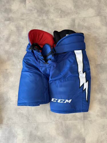 #67 Declan Carlile Used Senior Large CCM HP45 Hockey Pants - Set 12