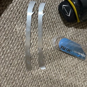Hockey skate blades