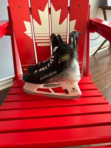 Bauer Hyperlite 2 Skates