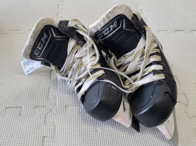 Used Ccm Super Tacks 9370 Youth 13.5 Goalie Skates