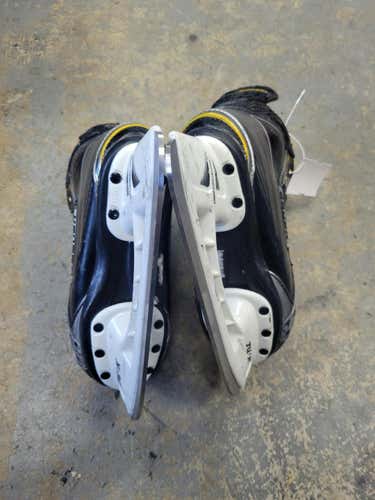 Used Bauer 190 Youth 11.0 Ice Hockey Skates