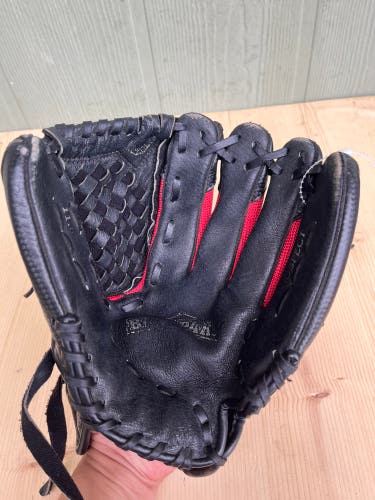 Black Used Mizuno Prospect Right Hand Throw Baseball Glove 11.5"